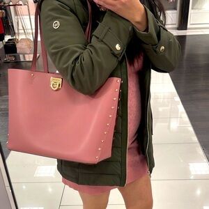 MK MICHAEL KORS GOLD STUD TEIM TOTE 👜